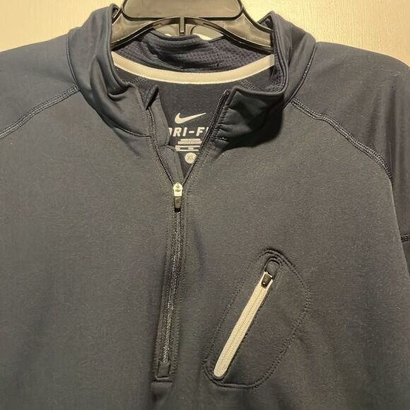 Nike- Dri-Fit Quarter Zip Breast Zip Pocket Lightweight Navy Blue Pullover- XL - Picture 4 of 9